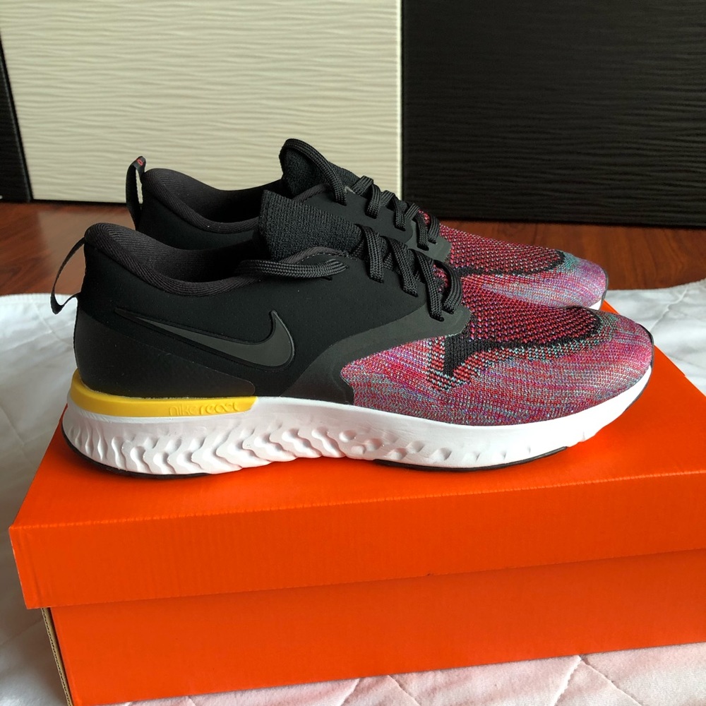 New NIKE Sz 9 Odyssey React 2 Flynit Running Shoes